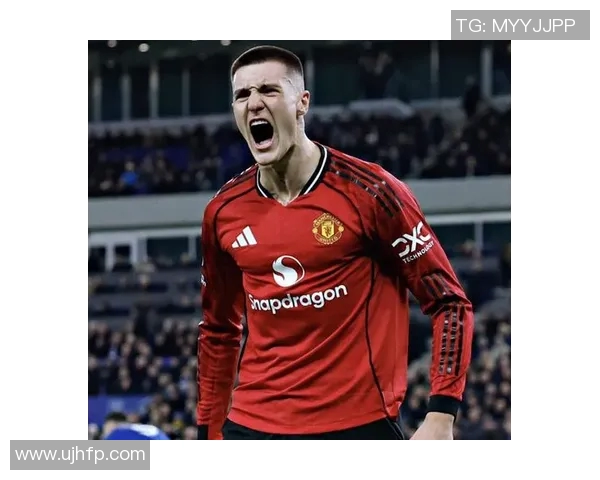 英超联赛:曼联主场大败,欧冠名额悬而未决 英超联赛:曼联主场大败,欧冠名额悬而未决