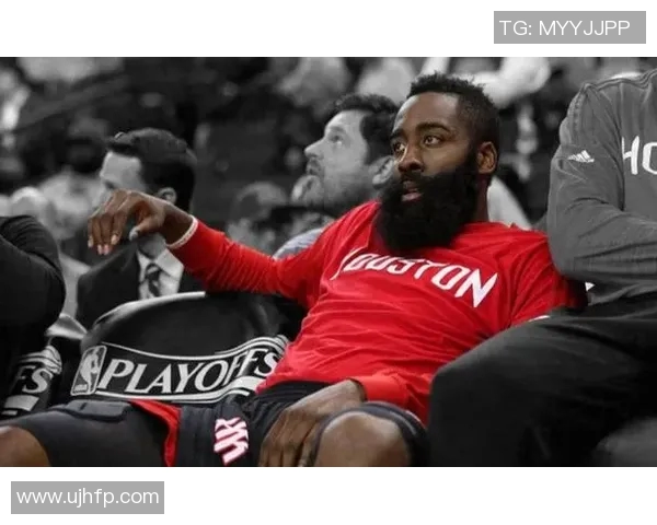 詹姆斯-哈登:我们不会轻易放弃季后赛